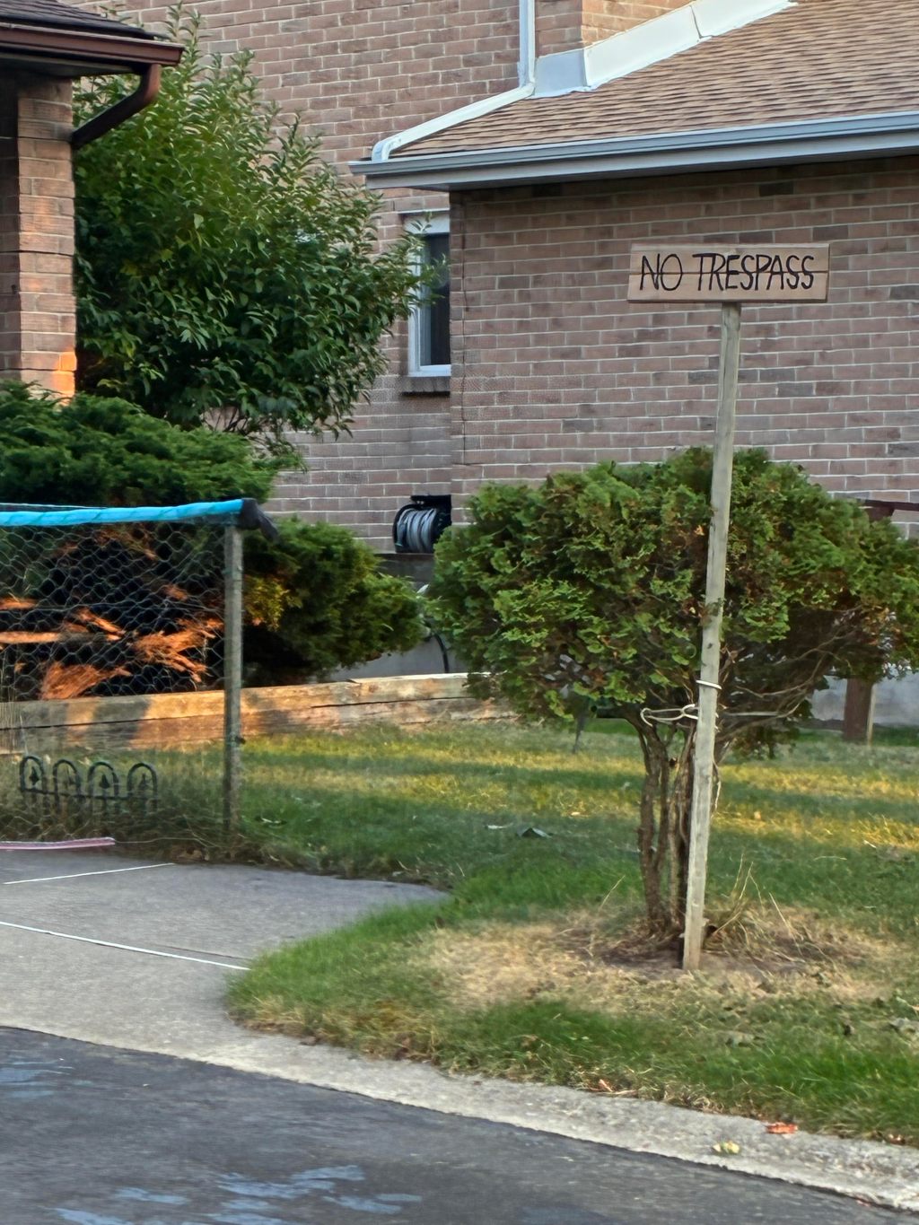No Trespass